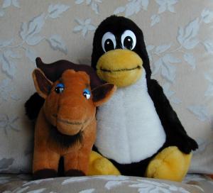 [Foto: Gnu und Tux]